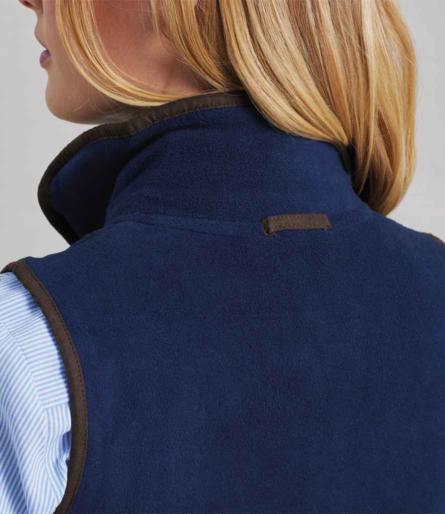 PR804 Navy/Brown Model