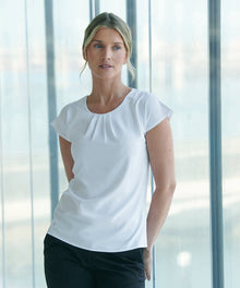 Henbury Ladies Pleat Front Anti-Bac Blouse (HB597)